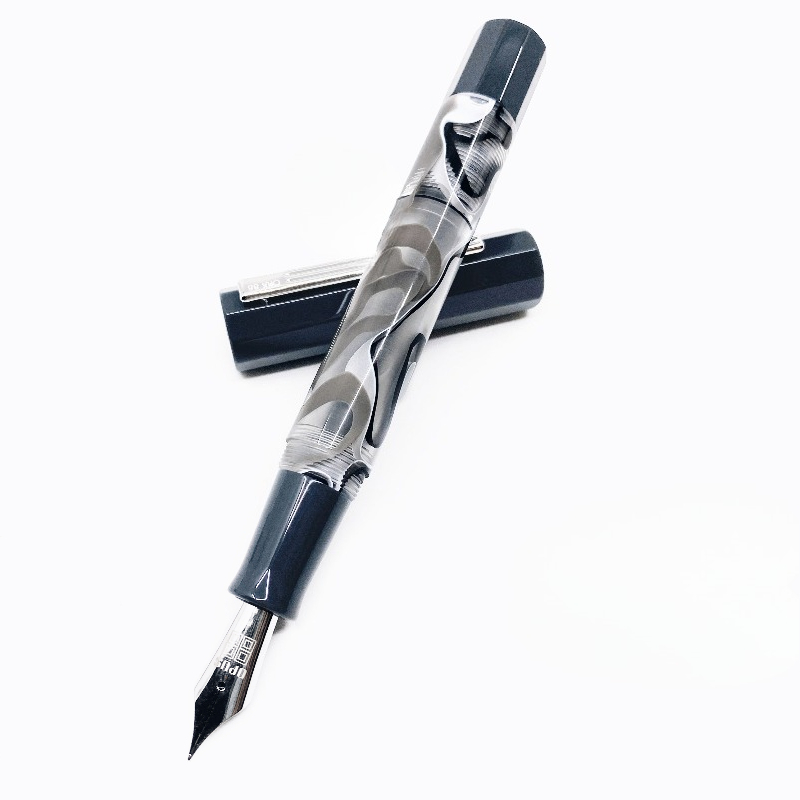 OPUS 88 Fountain Pen High-end  - Drip Tip Resin recension och pris
